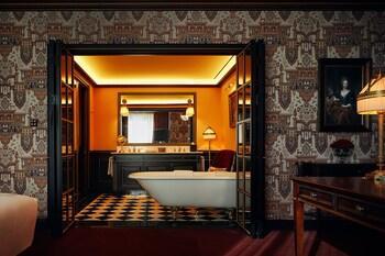 Hotel L'escape 5*